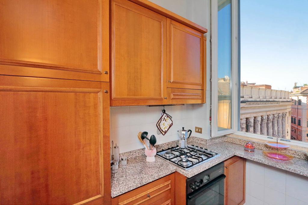 Pantheon Family Romantic Suite Apartment Rome